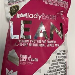 LadyBoss Vanilla Cake